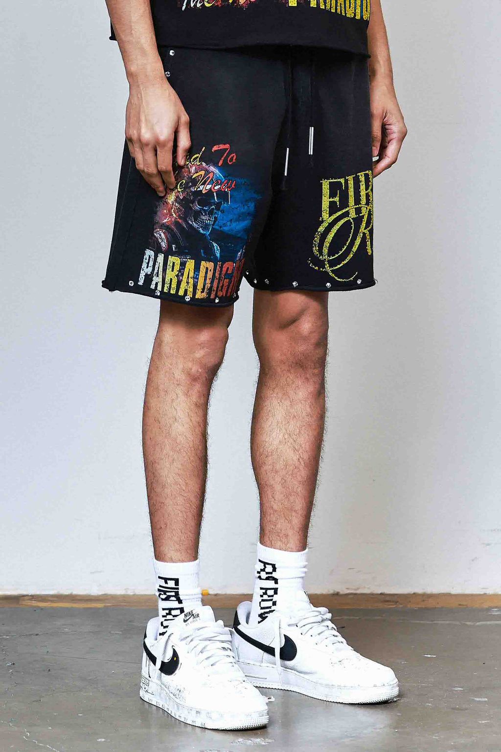 NEW PARADIGM BREAKER SHORTS