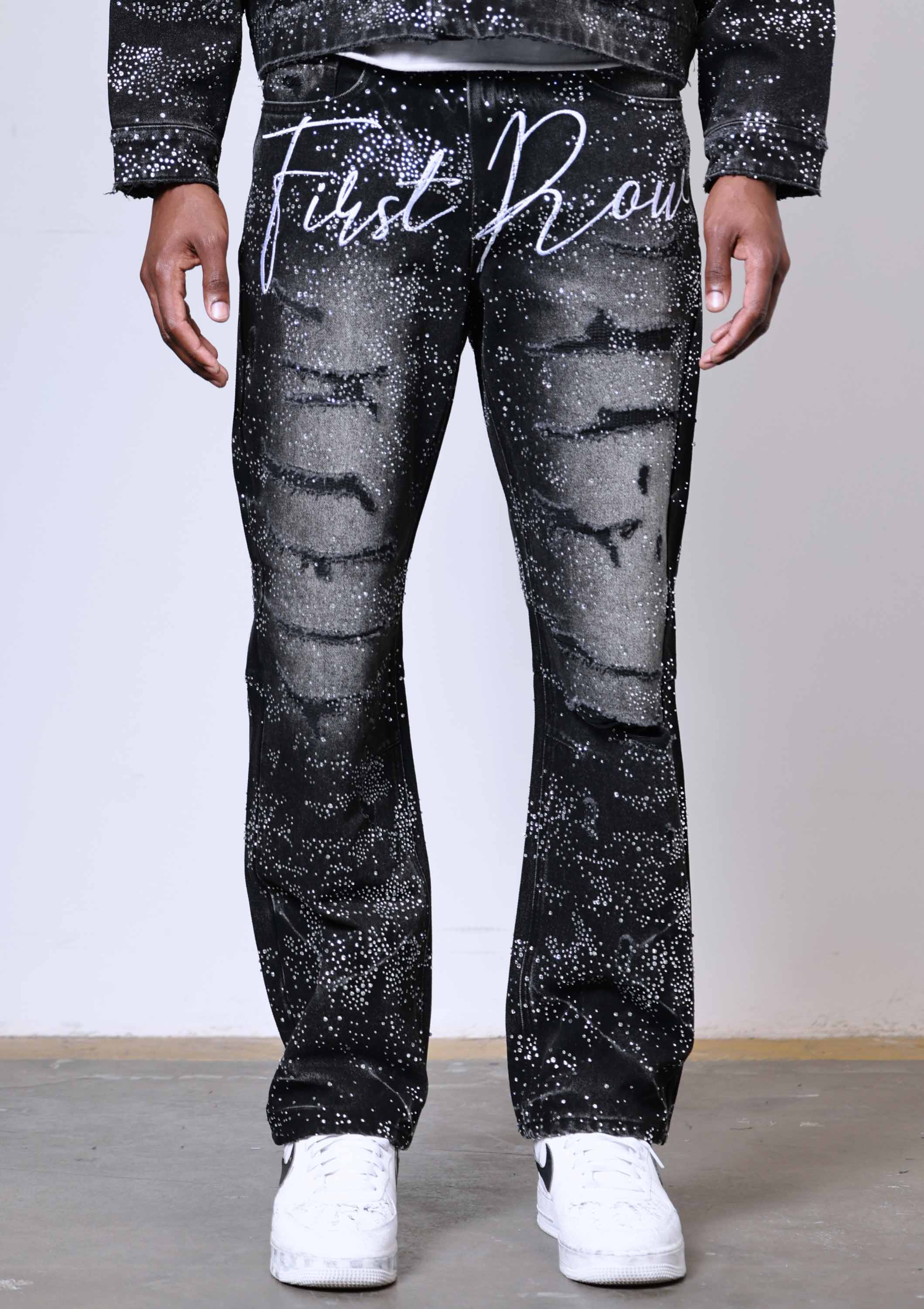 JEANS. | First Row