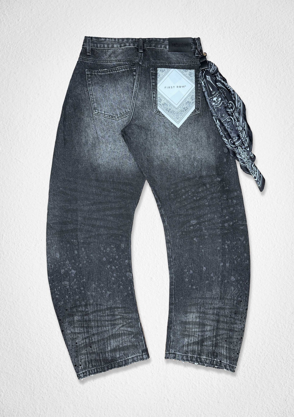 STUDDED WASH  BARREL JEAN