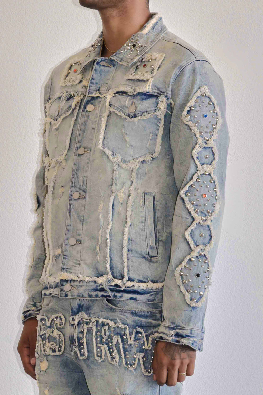 MIDNIGHT RODEO EMBLISHEMENT DENIM TRUKER JACKET