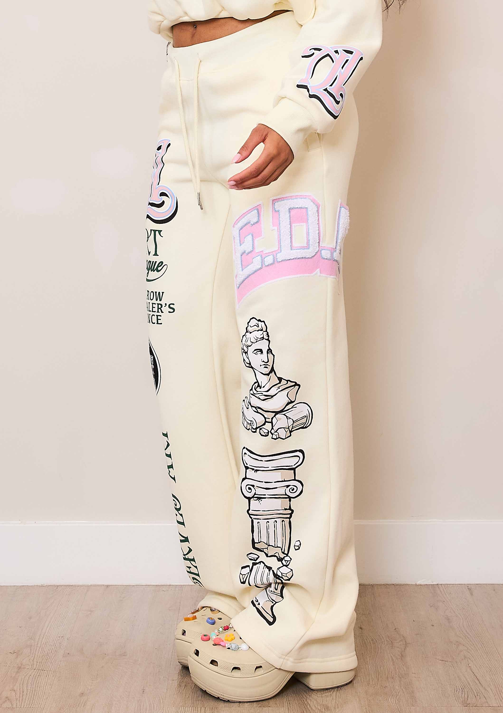 ART LEAGUE FLEECE WIDE JOGGER