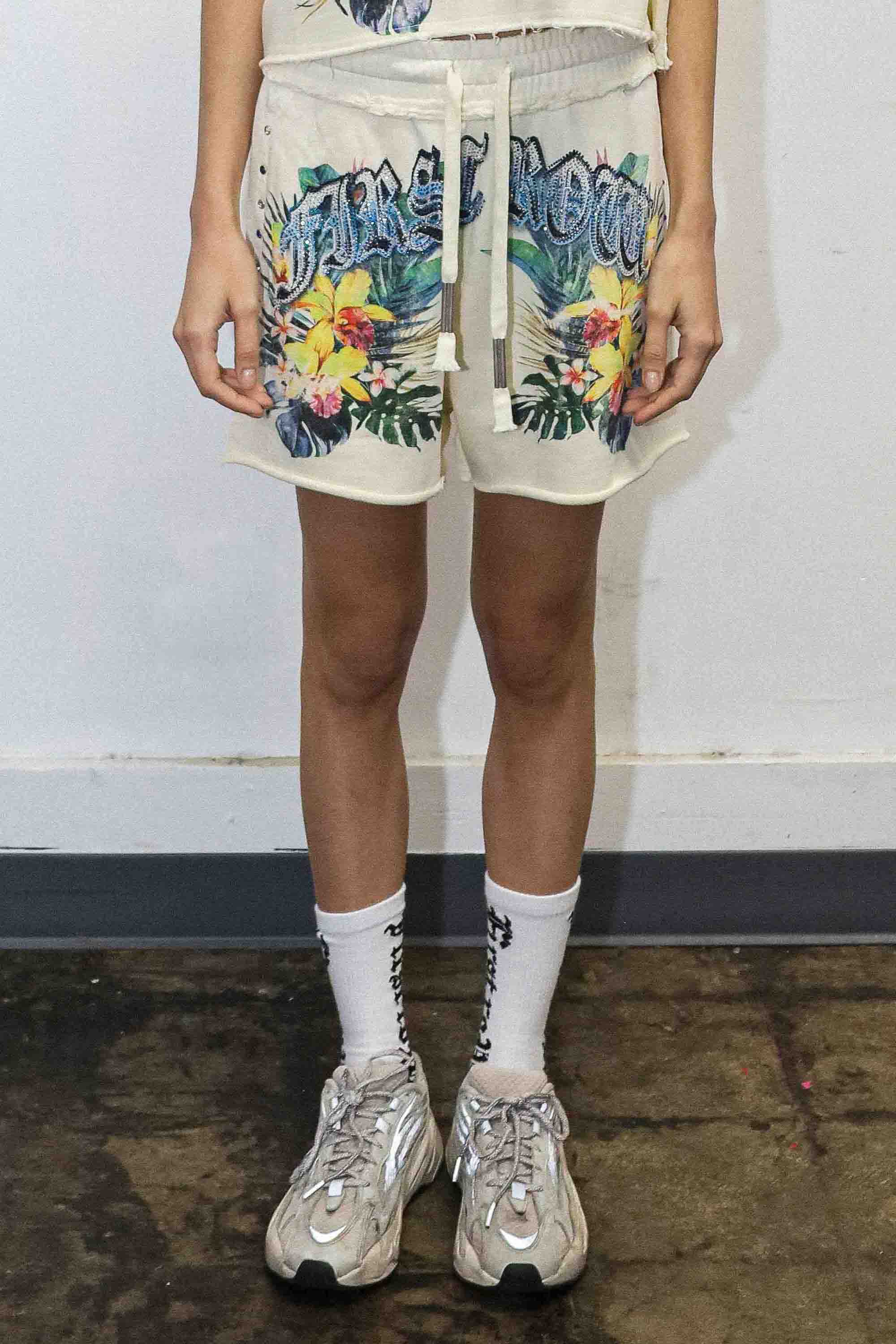 LOST UTOPIA FADED DREAM CROPPED SHORTS