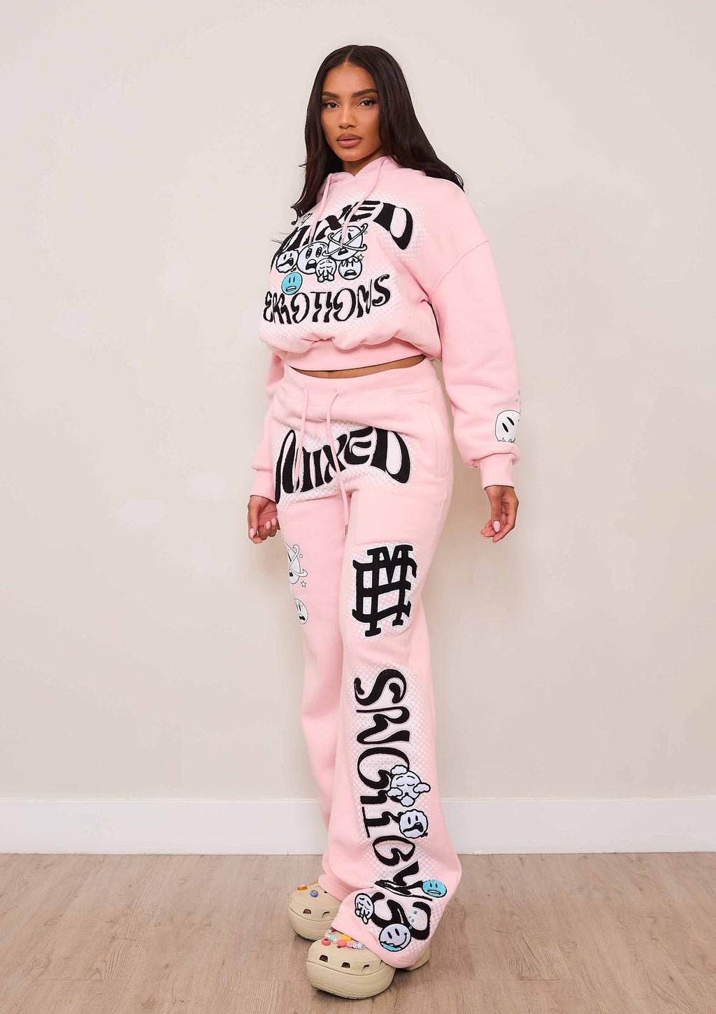 MIXED EMOTIONS PULLOVER CROPPED HOODIE