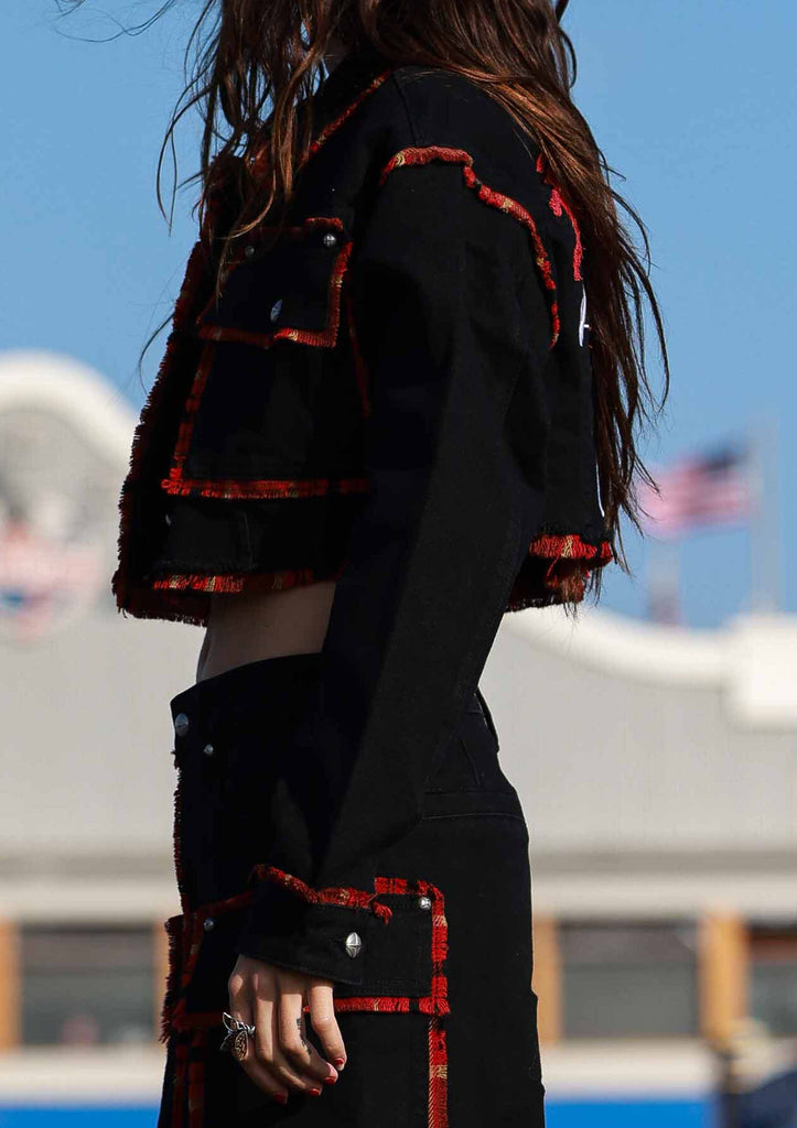PLAID EDGE POINT CROP JACKET