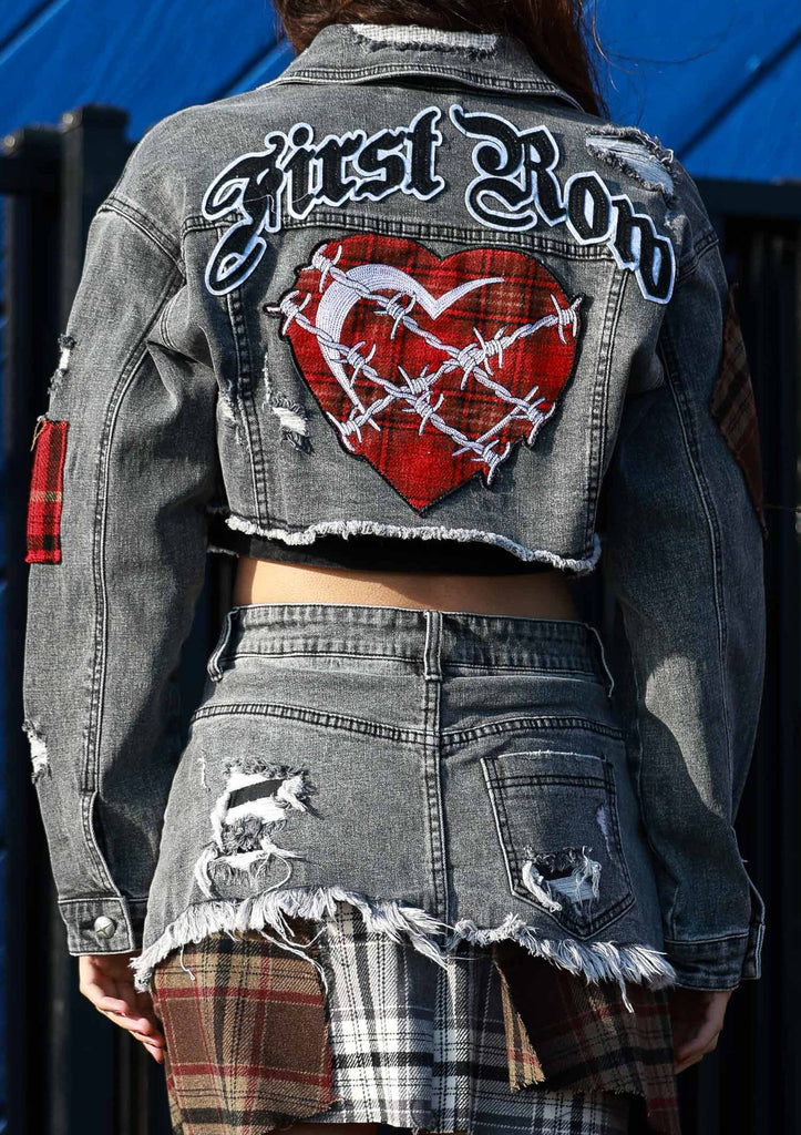 PLAID APPLIQUE DENIM CROP TRUCKER JACKET