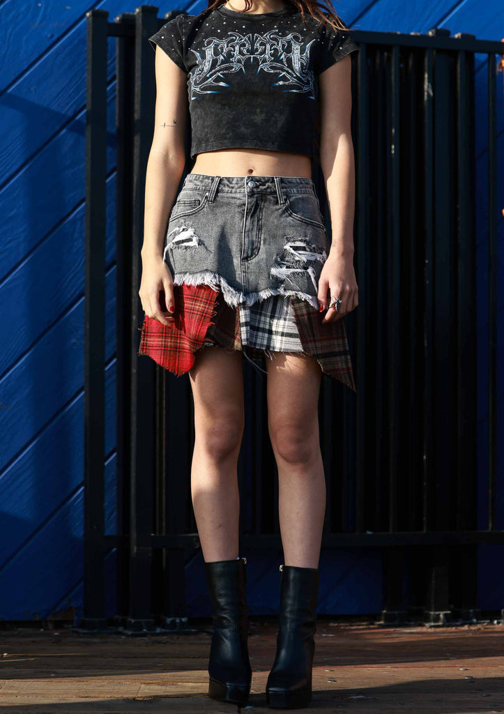 PLAID APPLIQUE POINT CARGO MINI SKIRT
