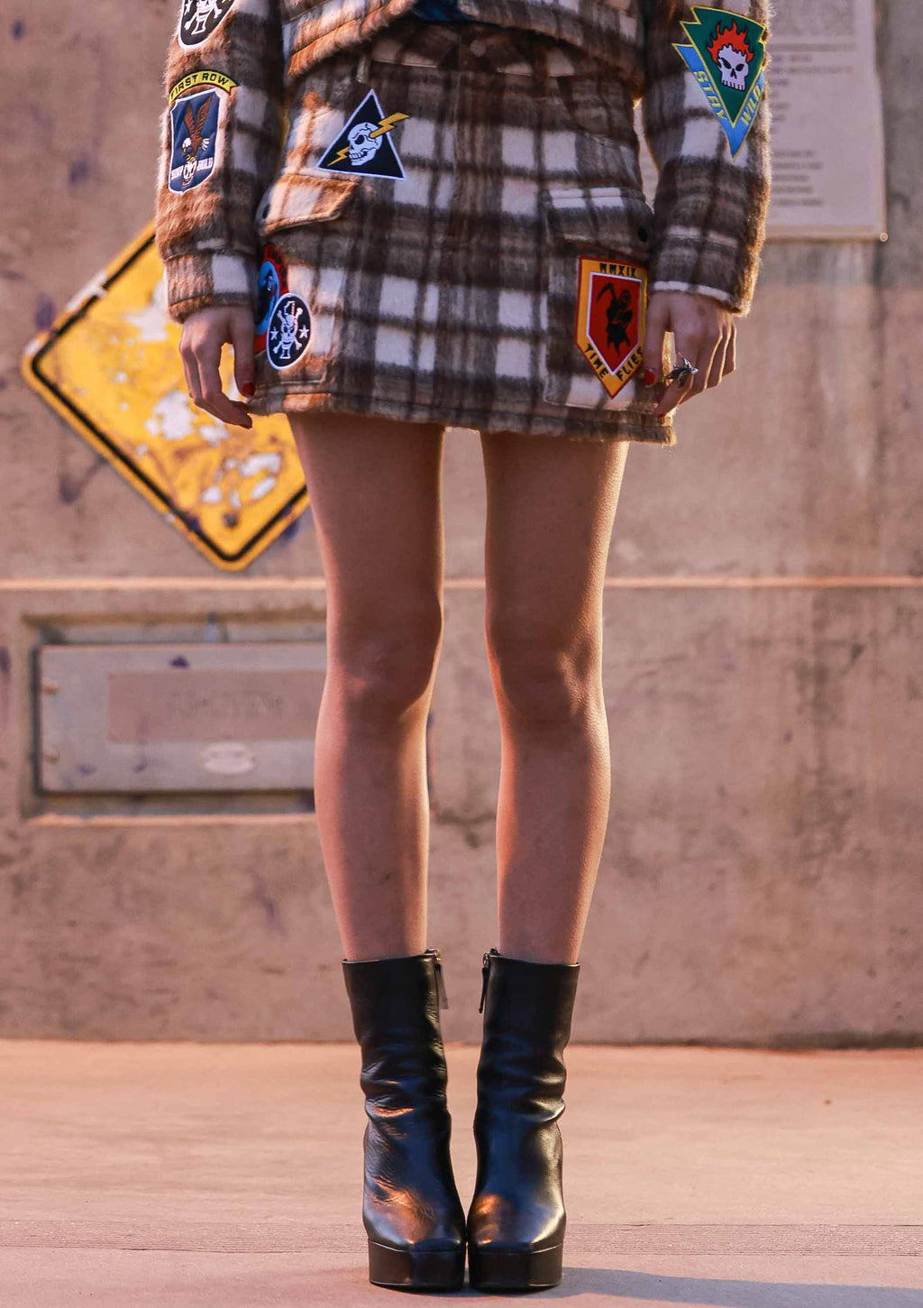 LOGO ALLOVER WOOL PLAID MINI SKIRT