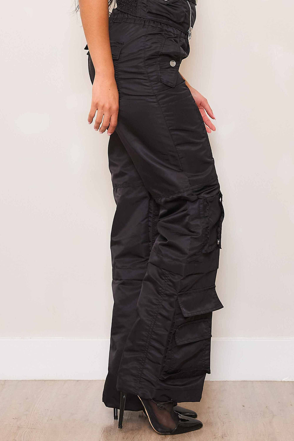 UTILITY NYLON WIDE CARGO PANTS