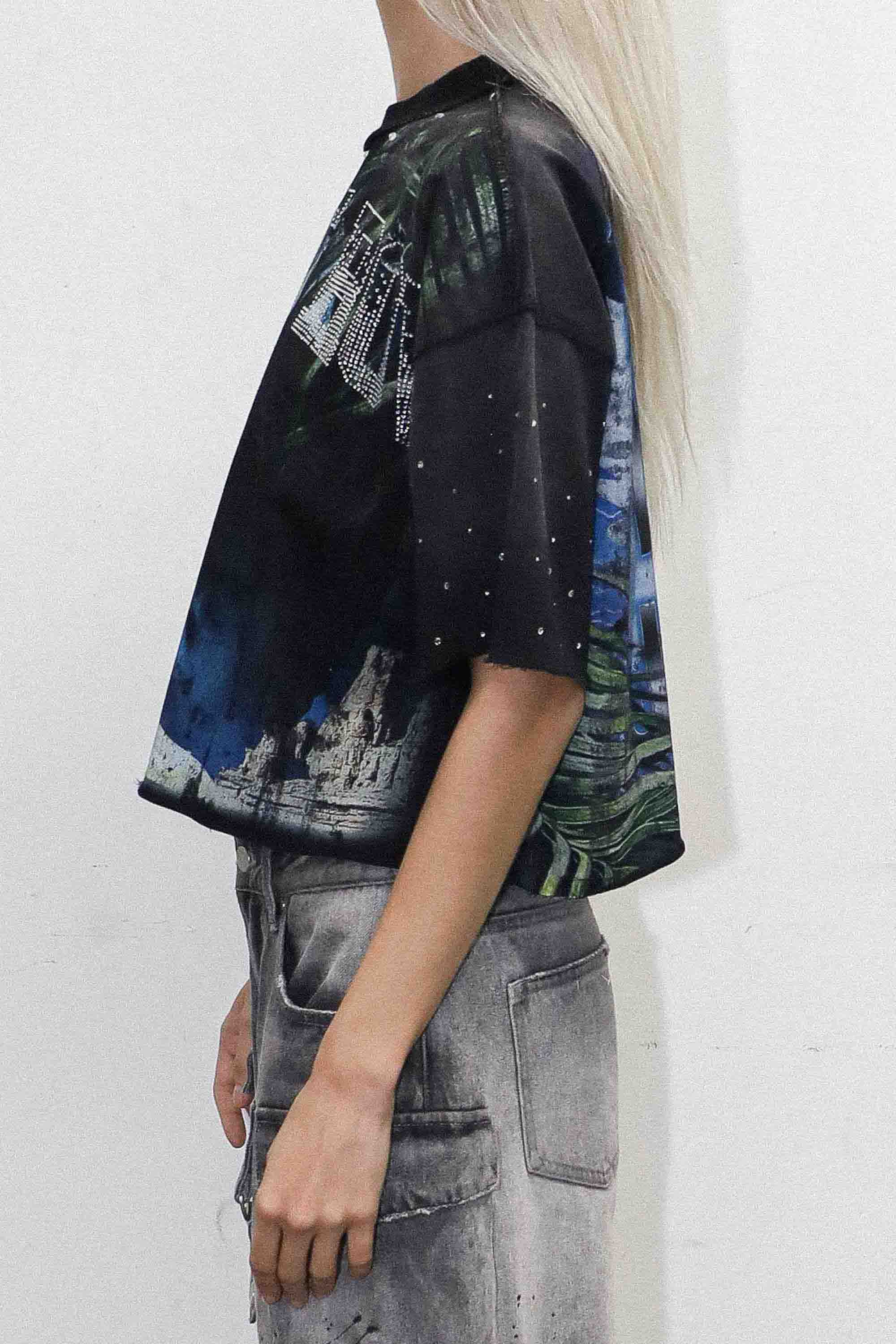 LOST UTOPIA MYTH CROPPED TEE