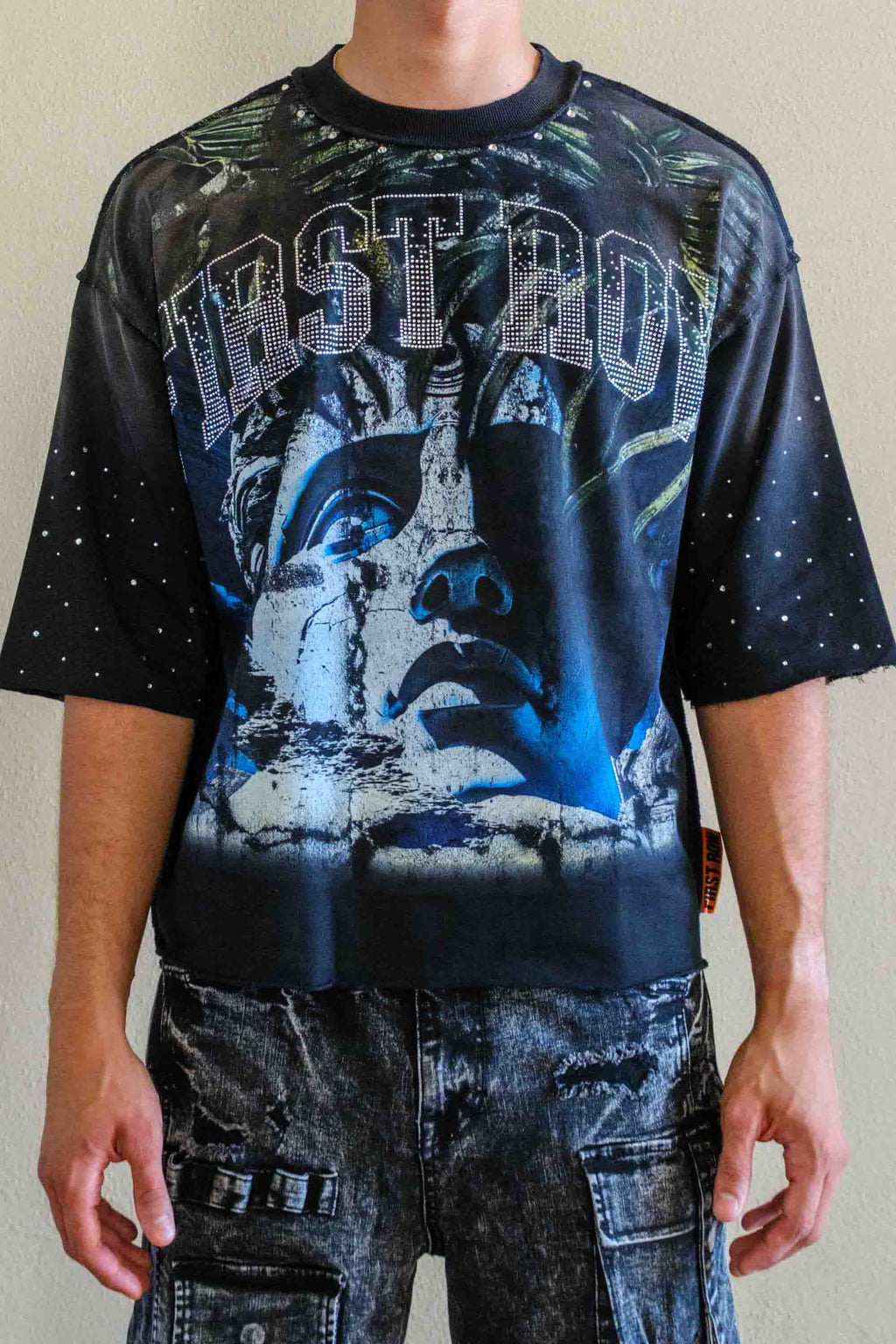 LOST UTOPIA MYTH CROPPED  TEE
