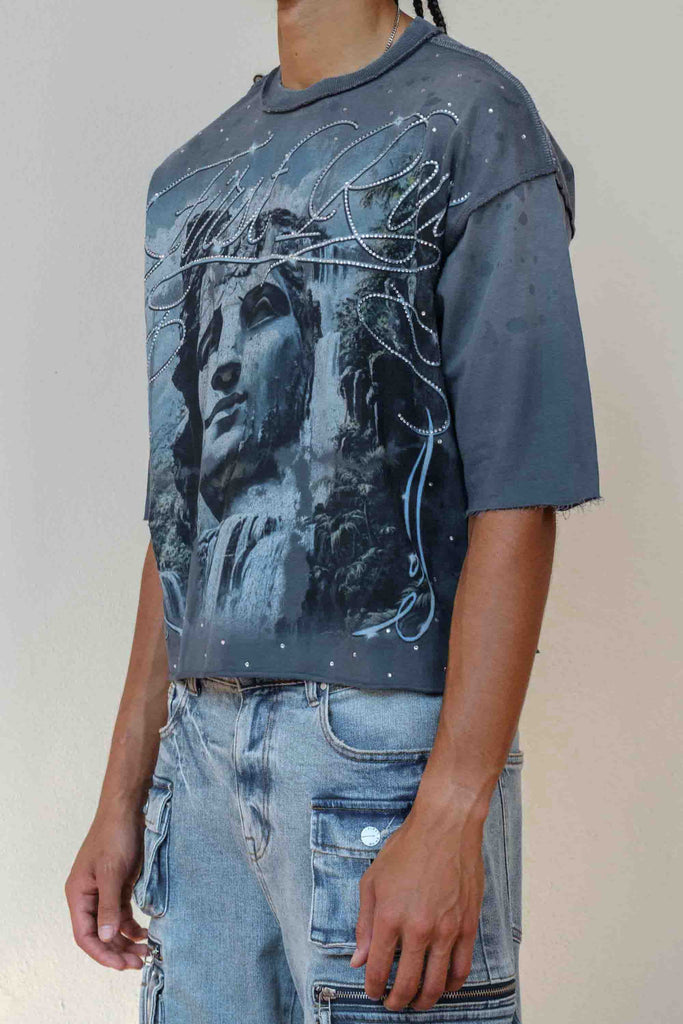 LOST UTOPIA UNEARTH CROPPED TEE
