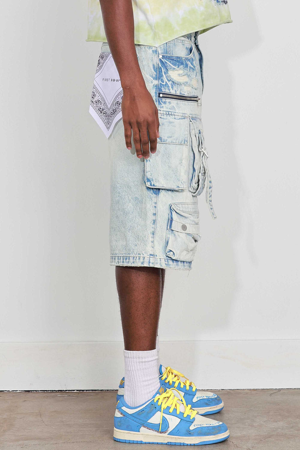 WASHED MULTI CARGO DENIM JORTS