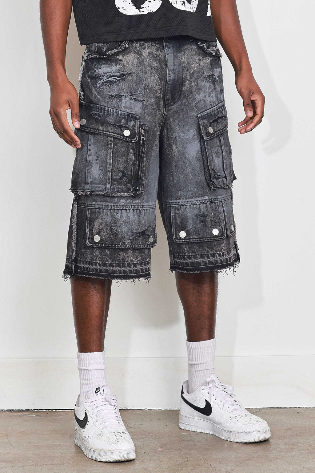 WASHED MULTI CARGO DENIM JORTS