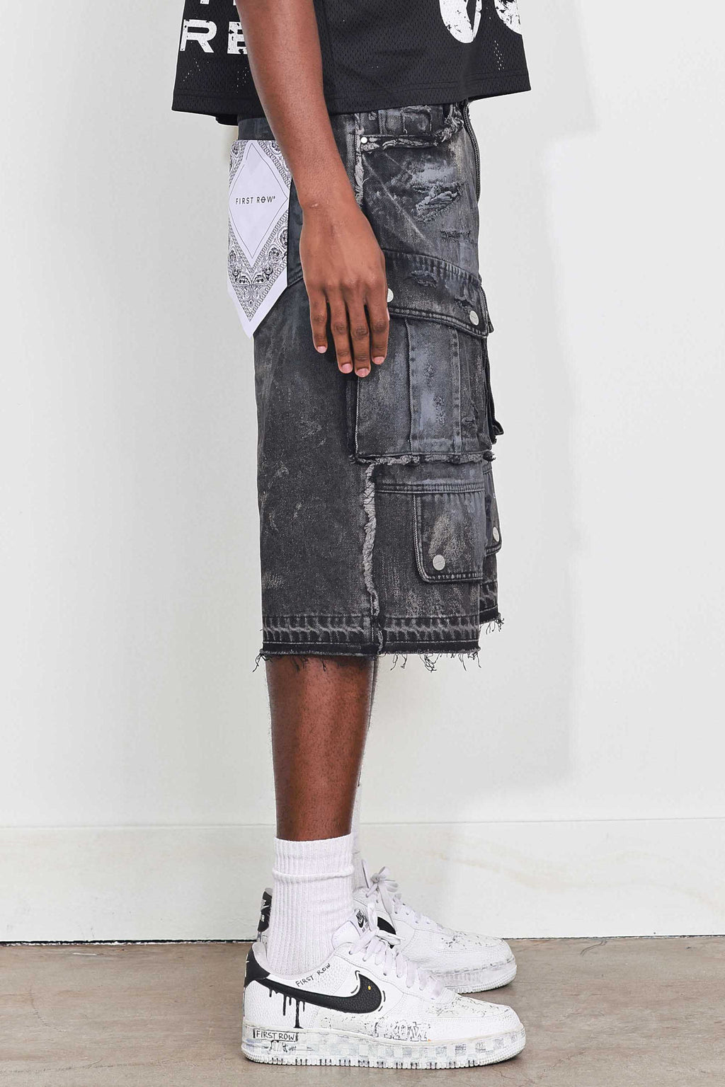 WASHED MULTI CARGO DENIM JORTS