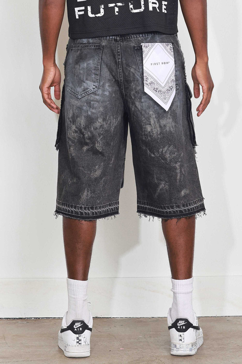 WASHED MULTI CARGO DENIM JORTS