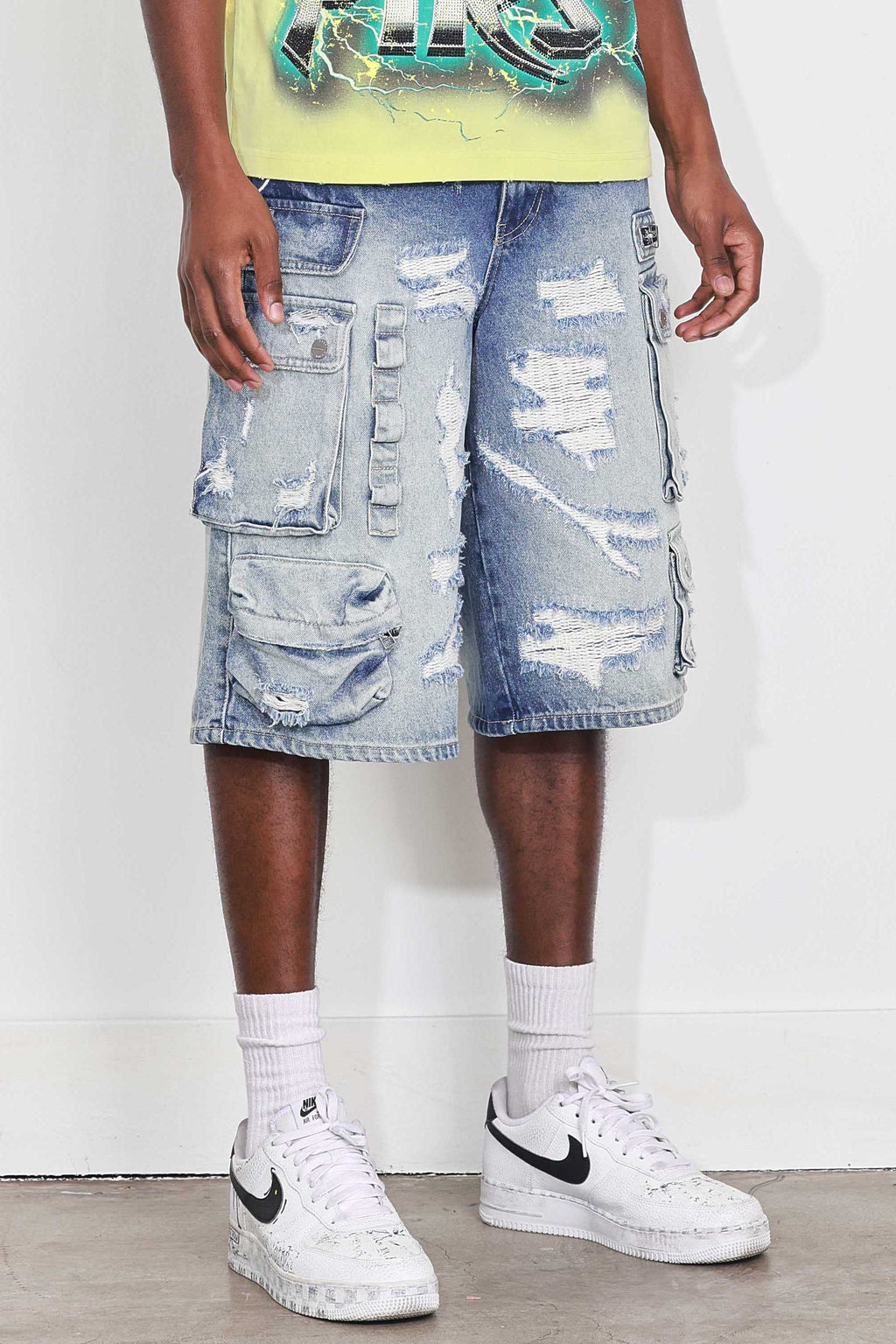 WASHED MULTI CARGO DENIM JORTS