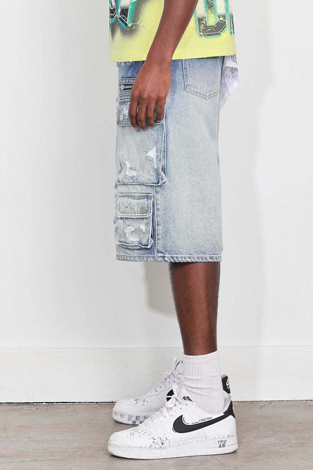 WASHED MULTI CARGO DENIM JORTS