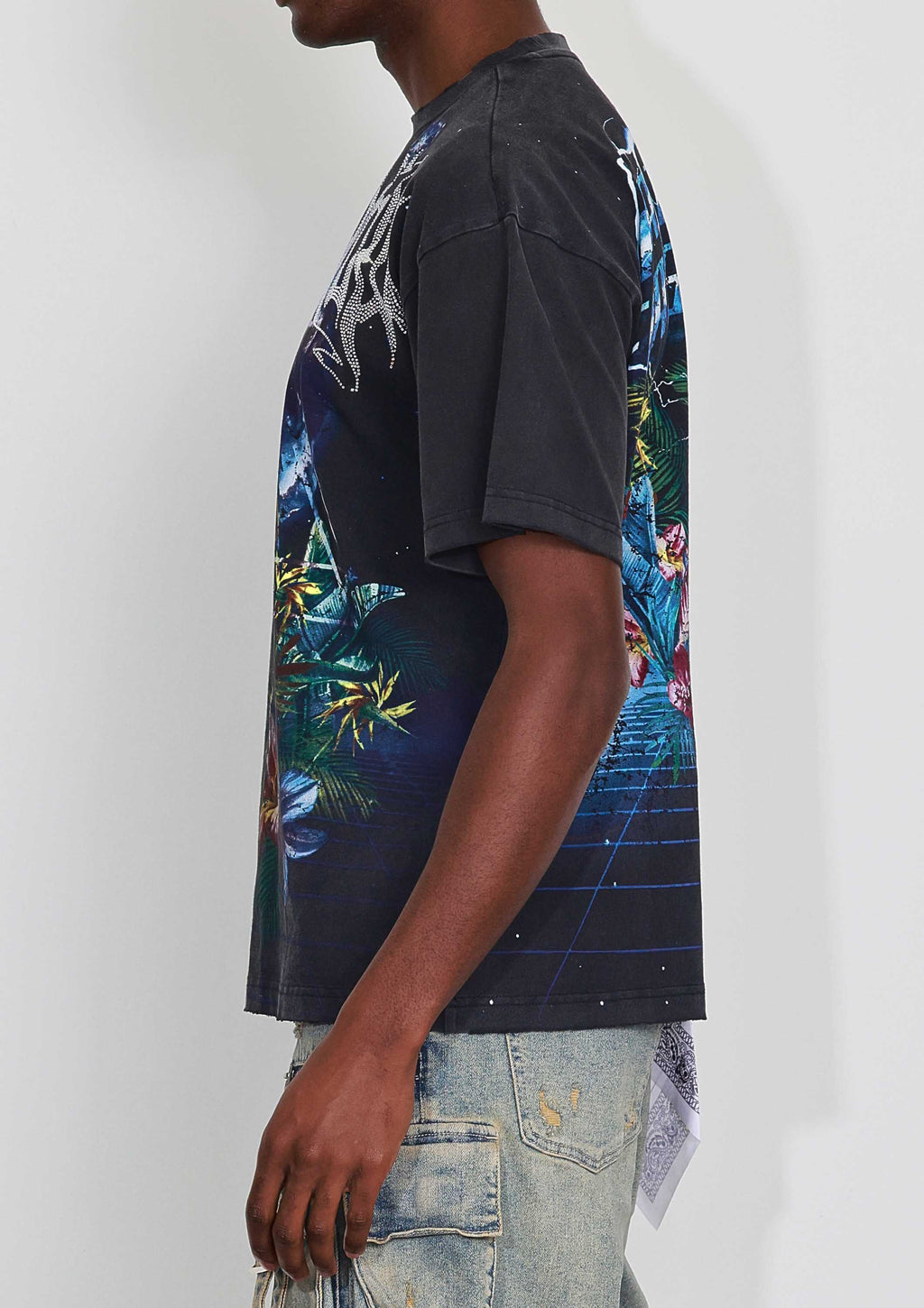 WASHED EARTH FIRST FLOWER TEE