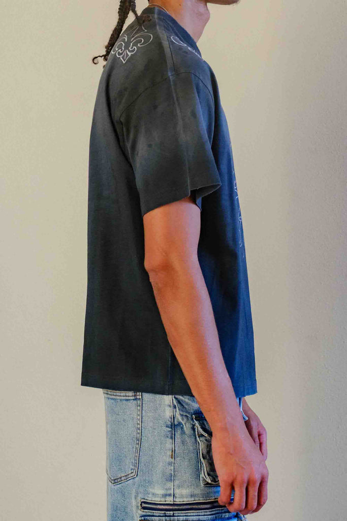 FAITH DEALER A SACRED VOW SHINING NOBILITY TEE