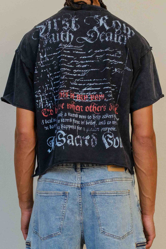 [FRT2247] FAITH DEALER A SACRED VOW NOBILITY CROPPED TEE