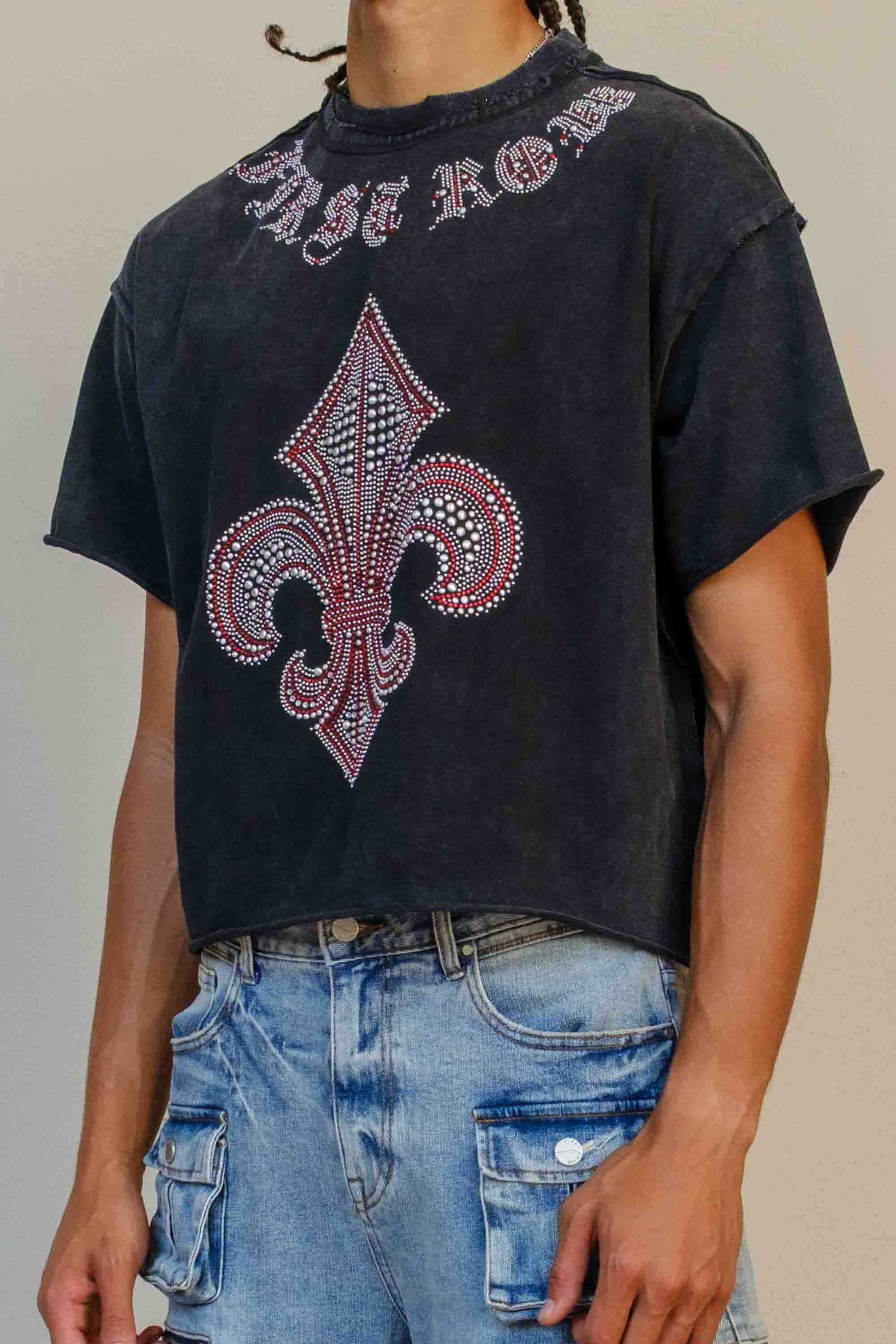 FAITH DEALER A SACRED VOW NOBILITY CROPPED TEE