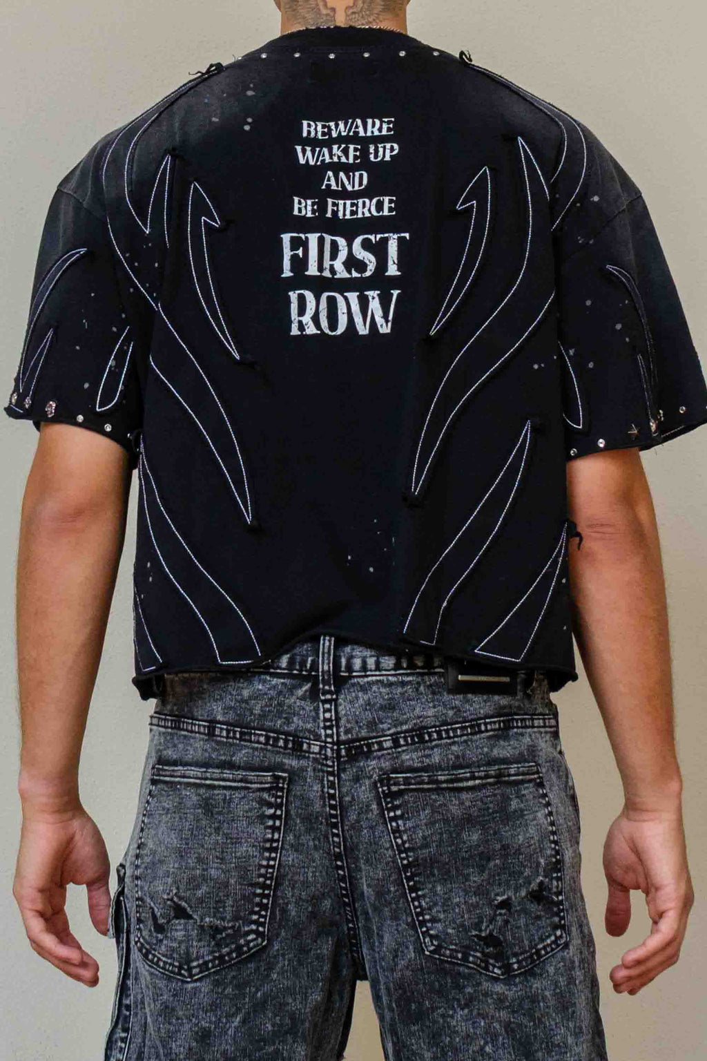 BEWARE WAKE UP & BE FIERCE SCORPION CROPPED TEE