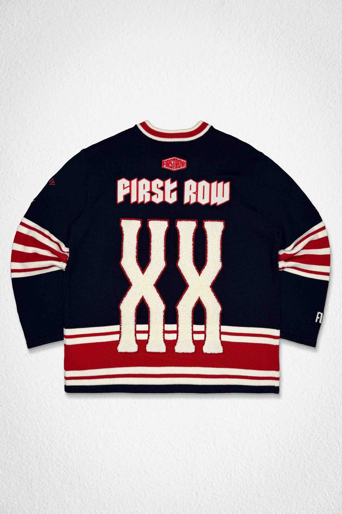 FIRST ROW CLUB XX SCRIPT SWEATER(CW)