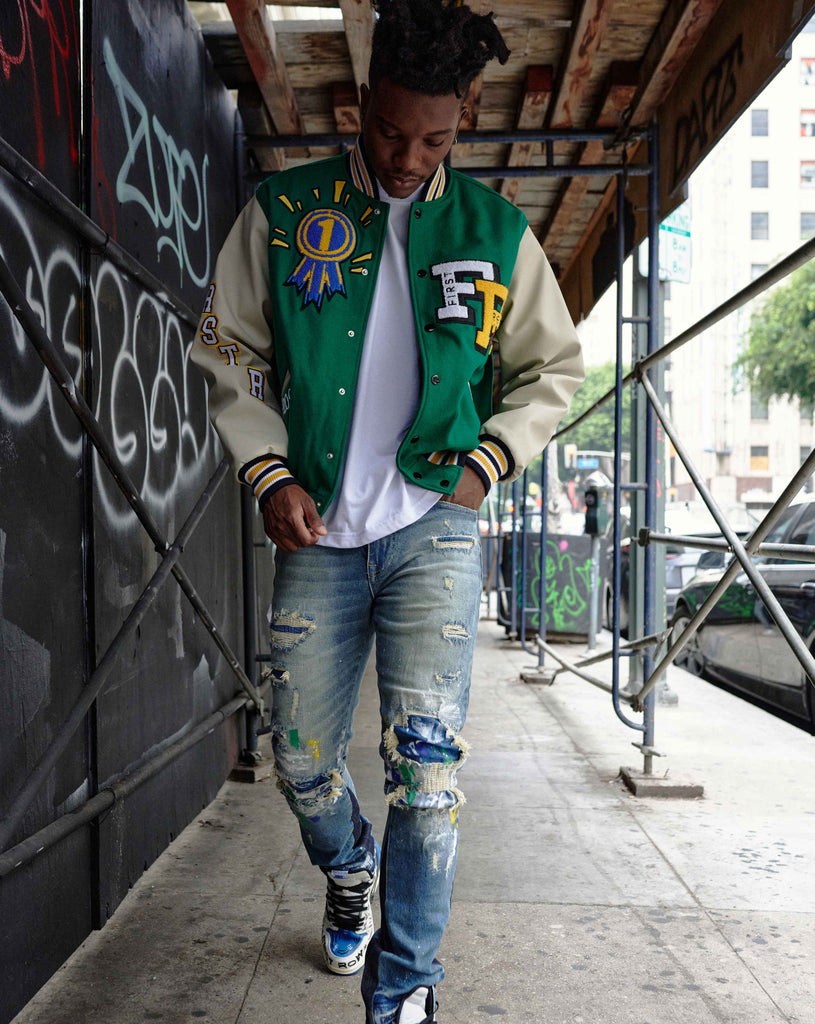 KNEE DESTROYED SLIM STRAIGHT DENIM