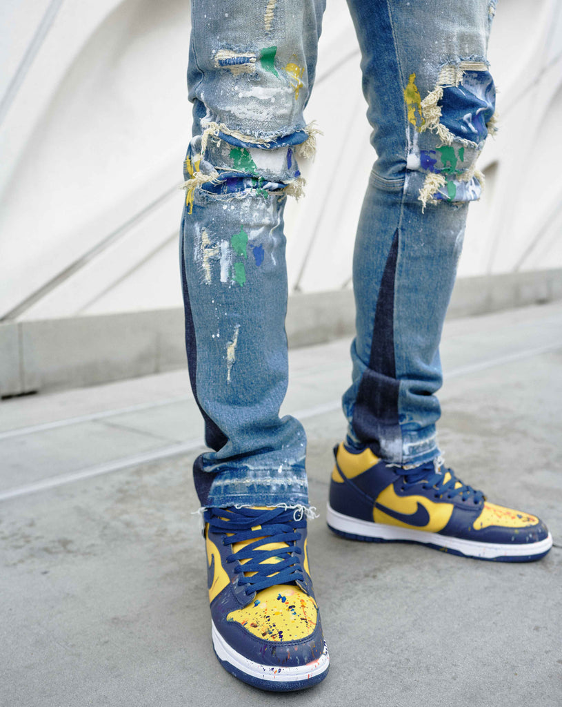 KNEE DESTROYED SLIM STRAIGHT DENIM