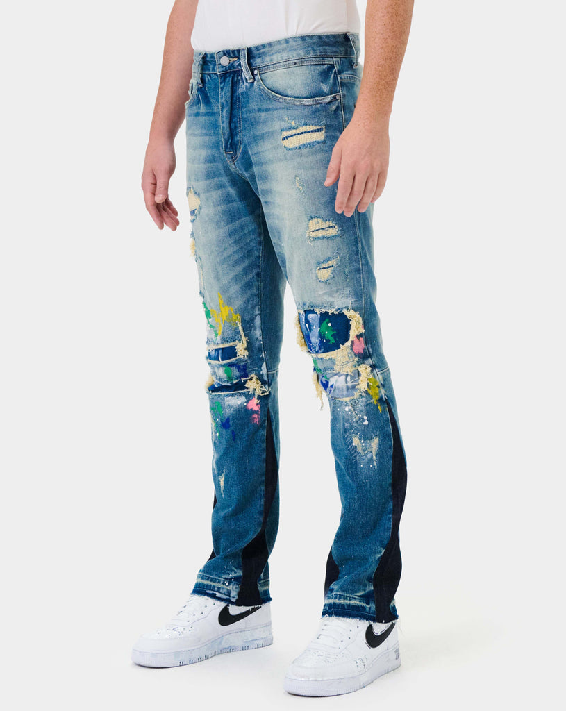 KNEE DESTROYED SLIM STRAIGHT DENIM