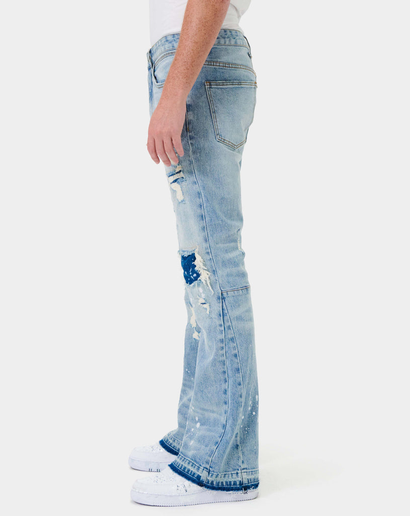 KNEE DESTROYED SLIM FLARE DENIM
