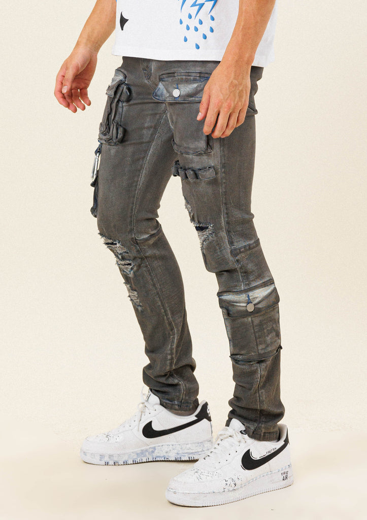 MULTI CARGO POCKET  SLIM FIT DENIM PANTS