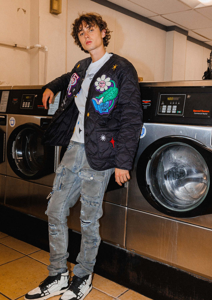MULTI CARGO POCKET  SLIM FIT DENIM PANTS